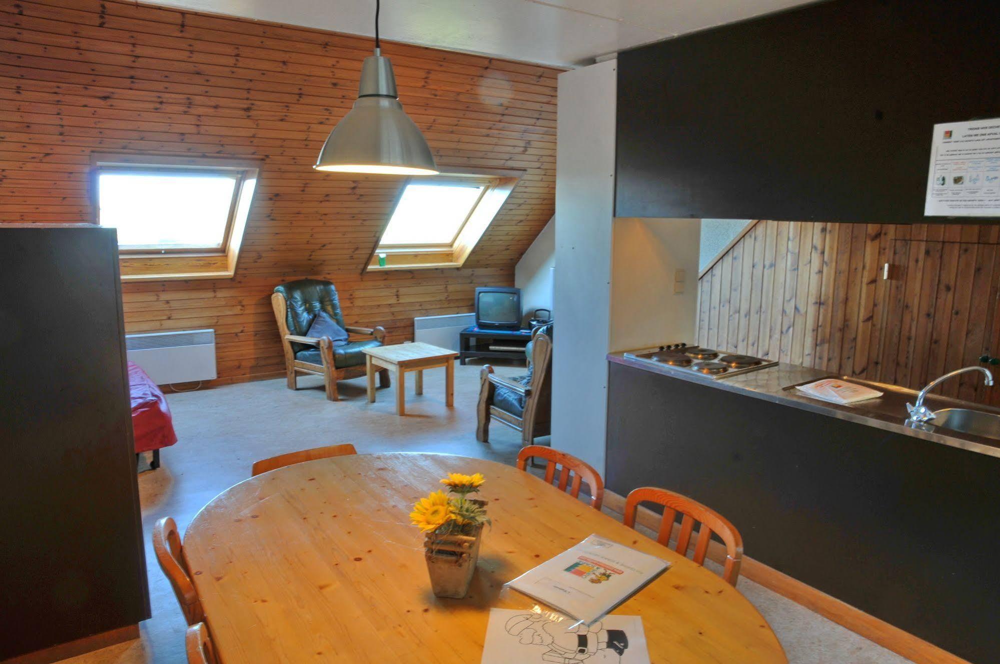 Espinette Hotel Biron Екстериор снимка
