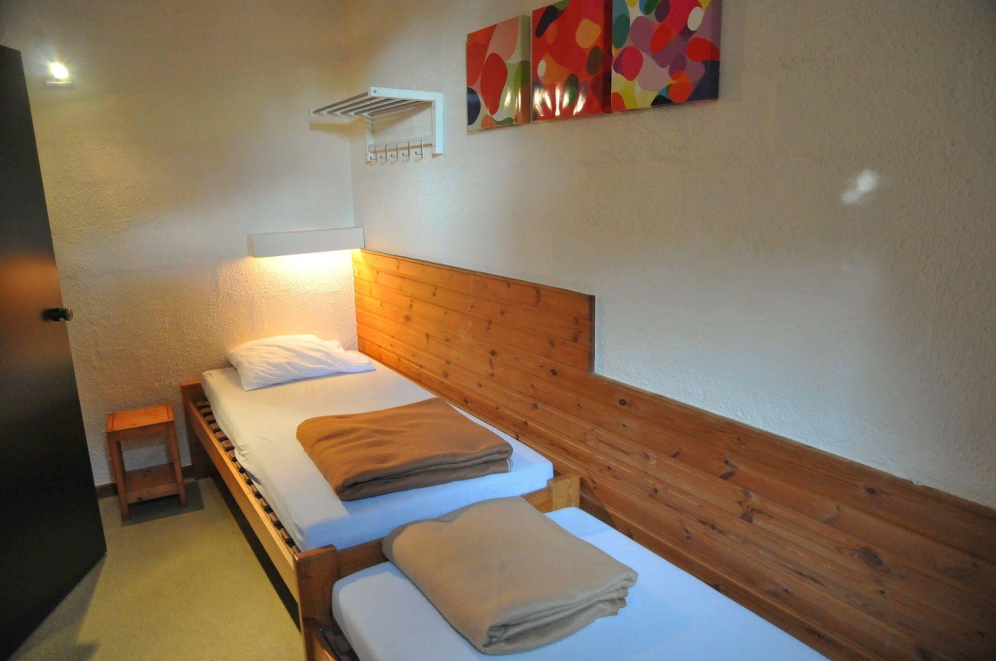 Espinette Hotel Biron Екстериор снимка