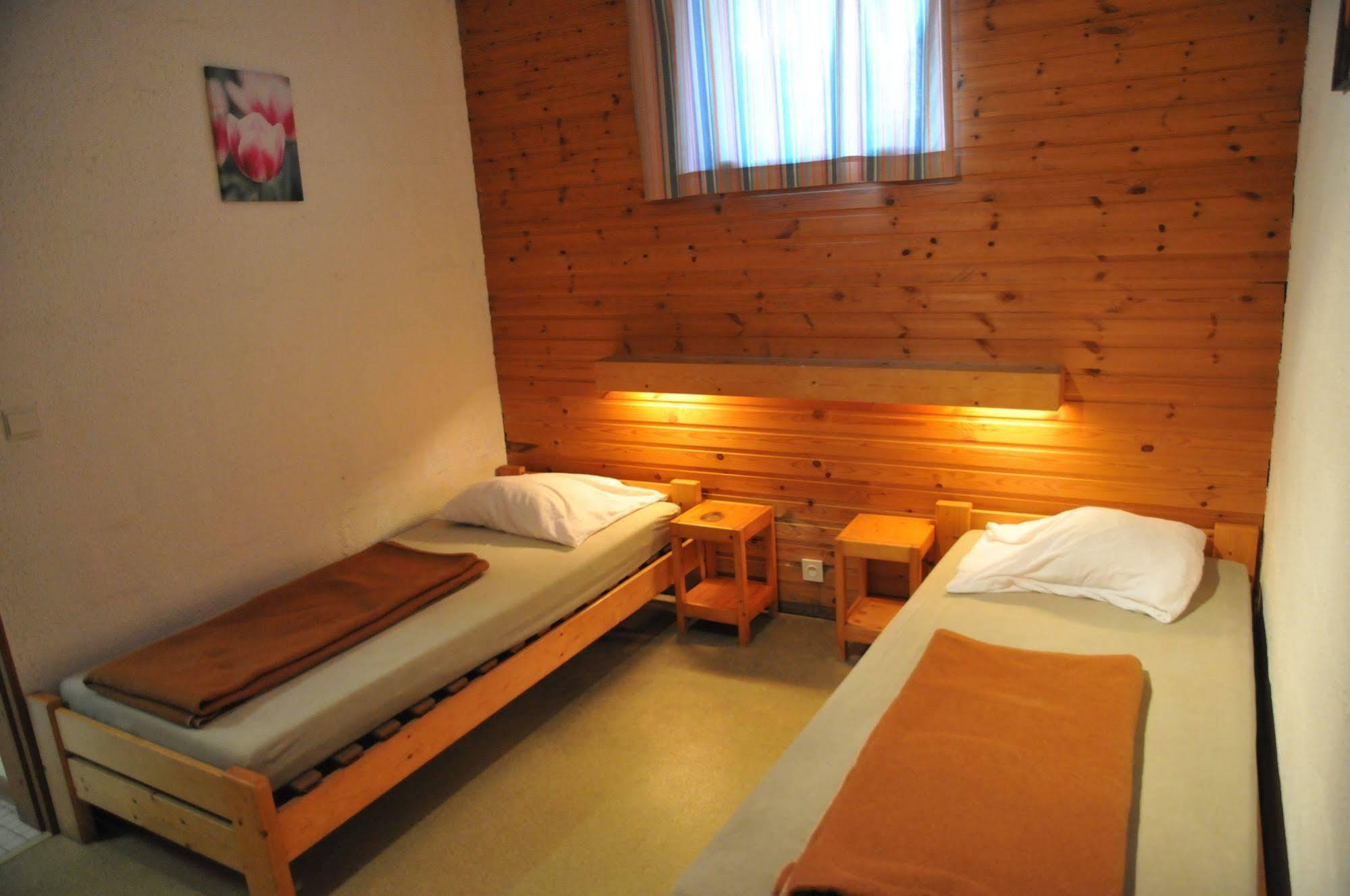 Espinette Hotel Biron Екстериор снимка